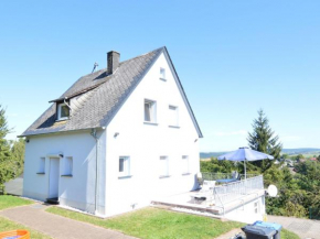 Peaceful Holiday Home in Rascheid near Forest